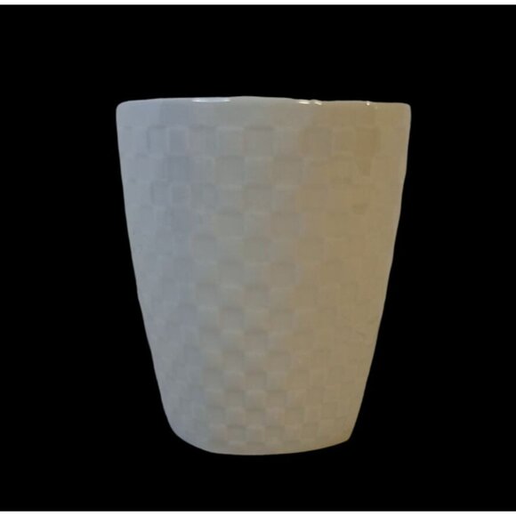 La Rochelle White Textured Ceramic Coffee Mug Basket Weave Pattern 14oz VGC - Picture 3 of 8